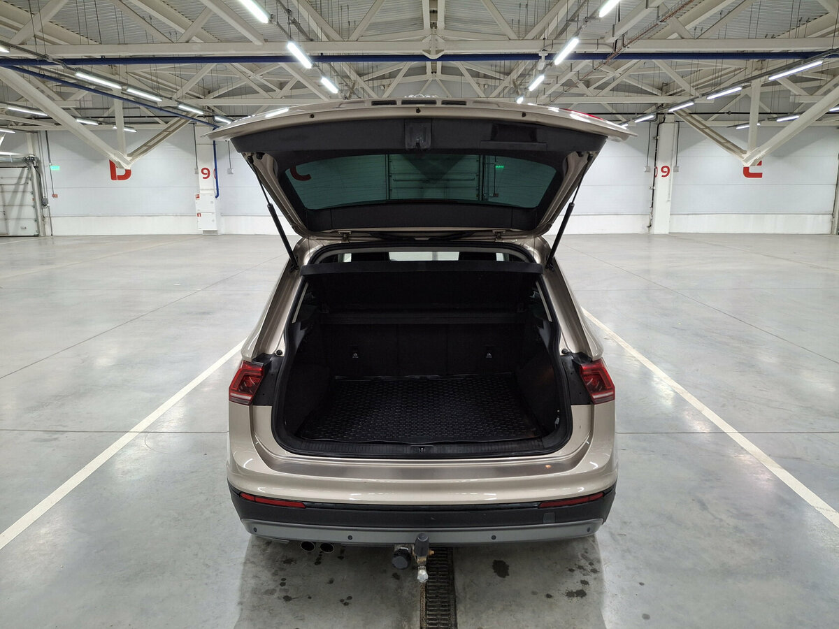 Volkswagen Tiguan 2017 года с пробегом. Фото: #9
