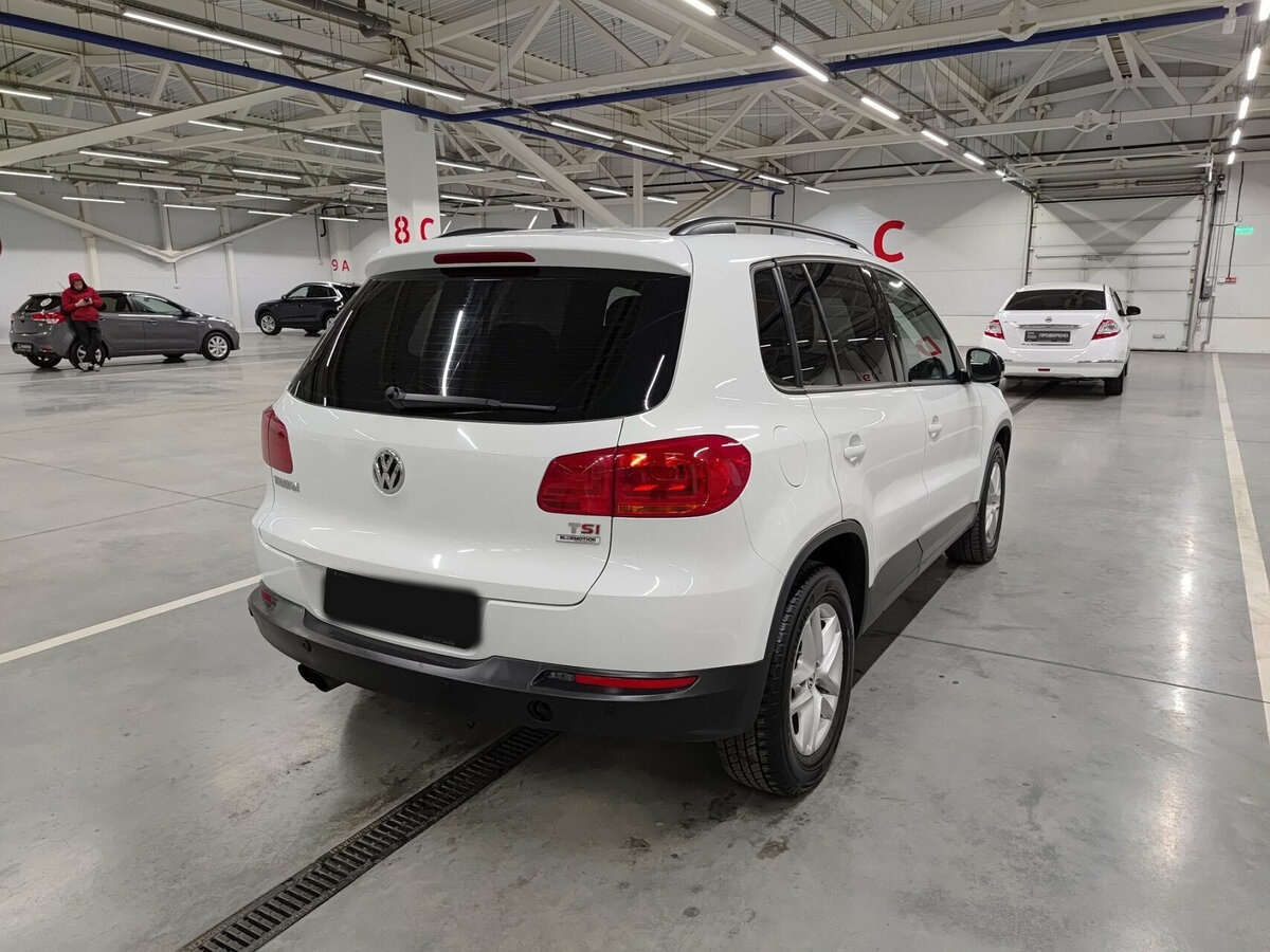 Volkswagen Tiguan 2015 года с пробегом. Фото: #4