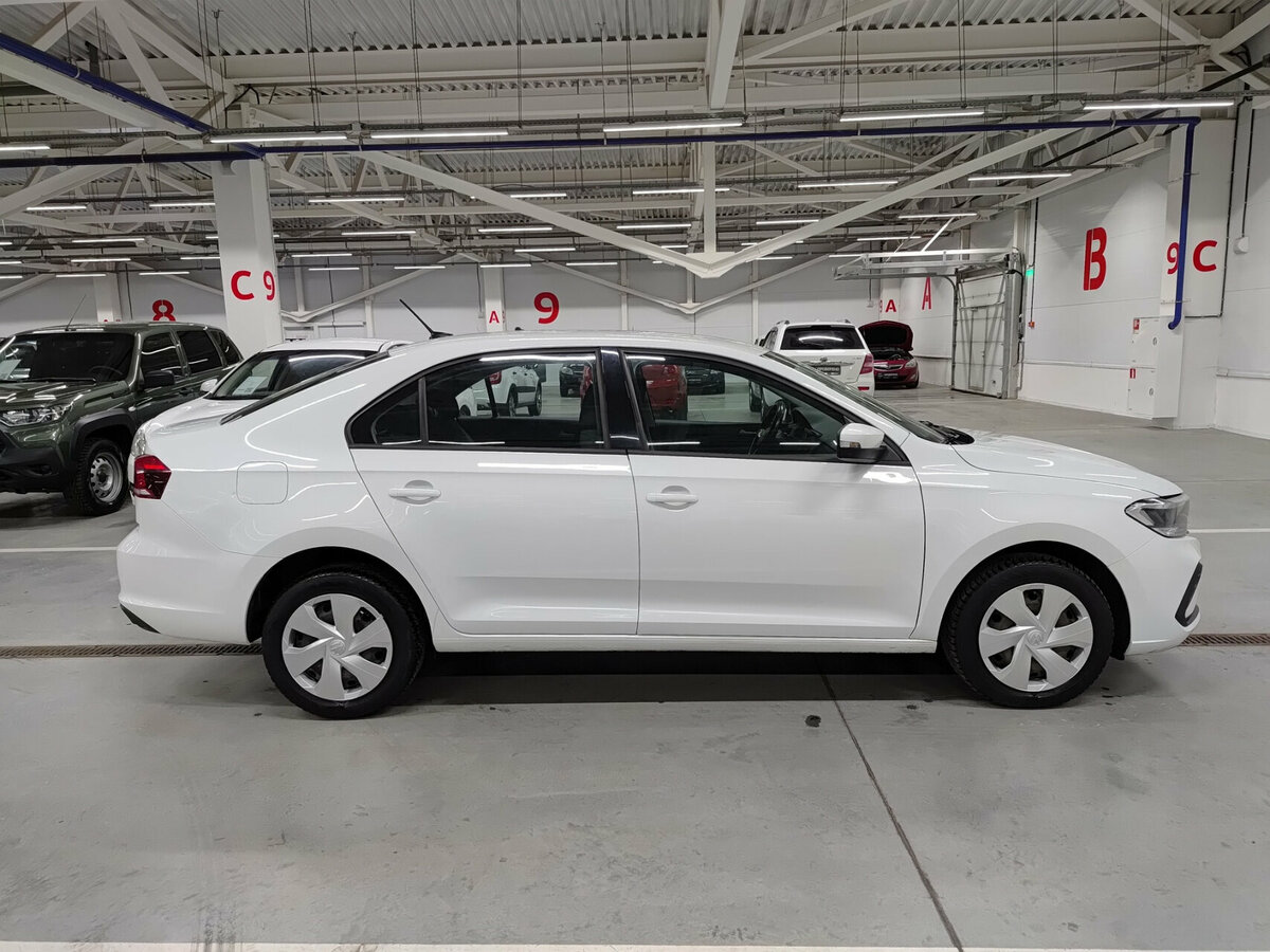 Б/У Фольксваген Поло 2021 года. Фото: #3