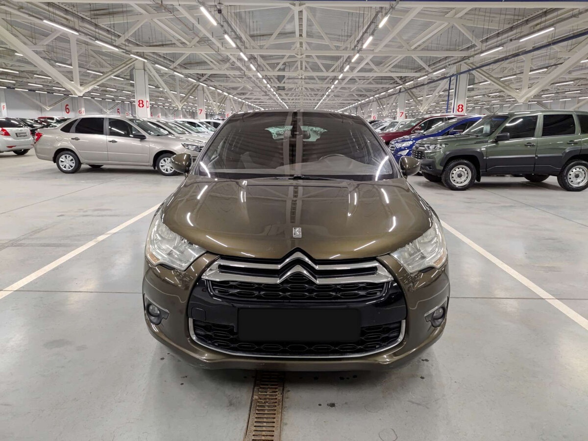 Citroen DS4 2012 года с пробегом. Фото: #1