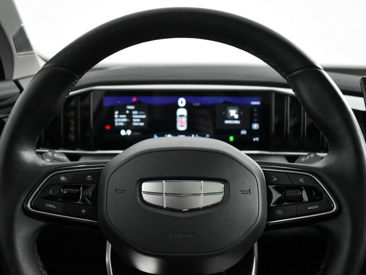 Geely Atlas 2024 года с пробегом. Фото: #14