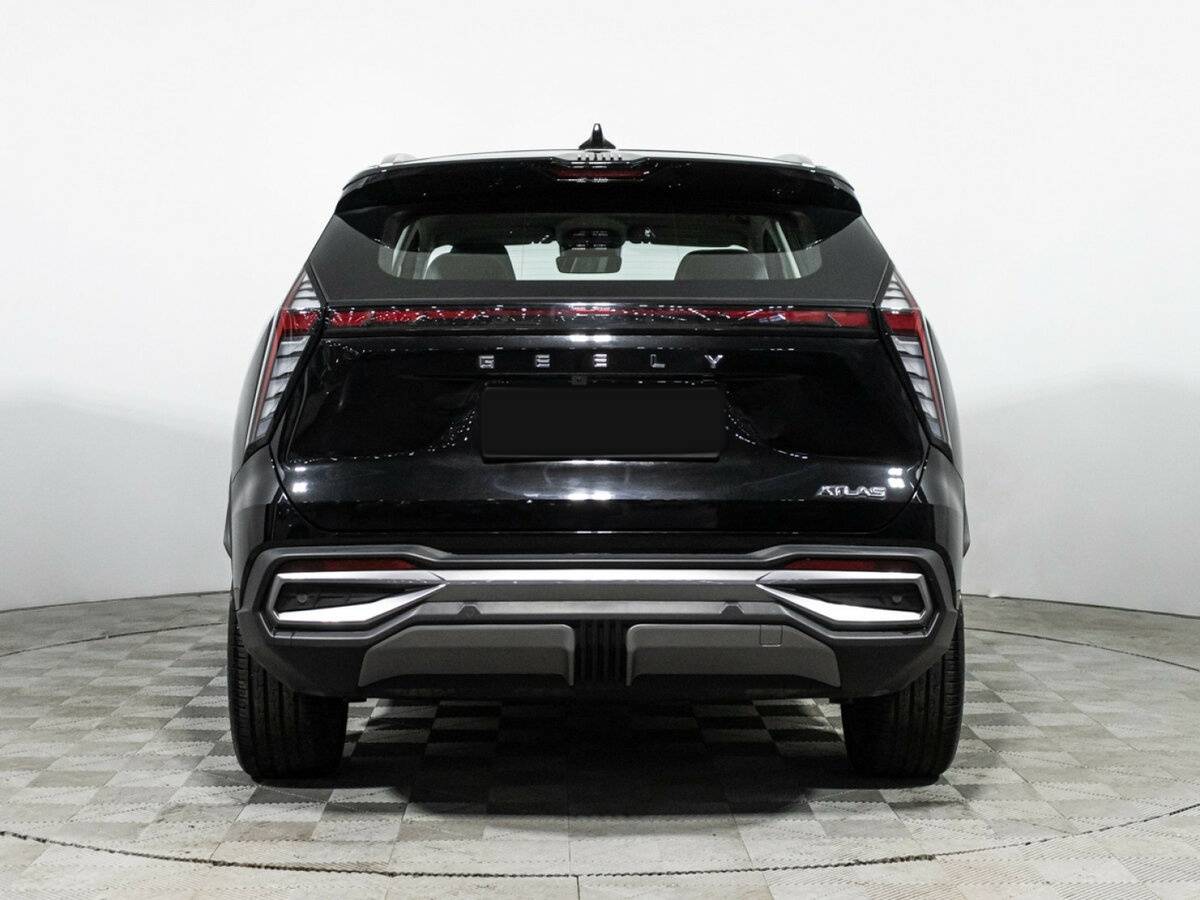 Geely Atlas 2023 года с пробегом. Фото: #4