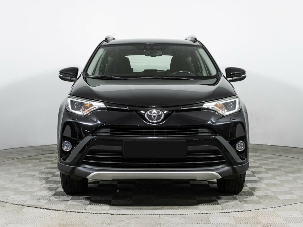 Toyota RAV4 2015 года с пробегом. Фото: #1