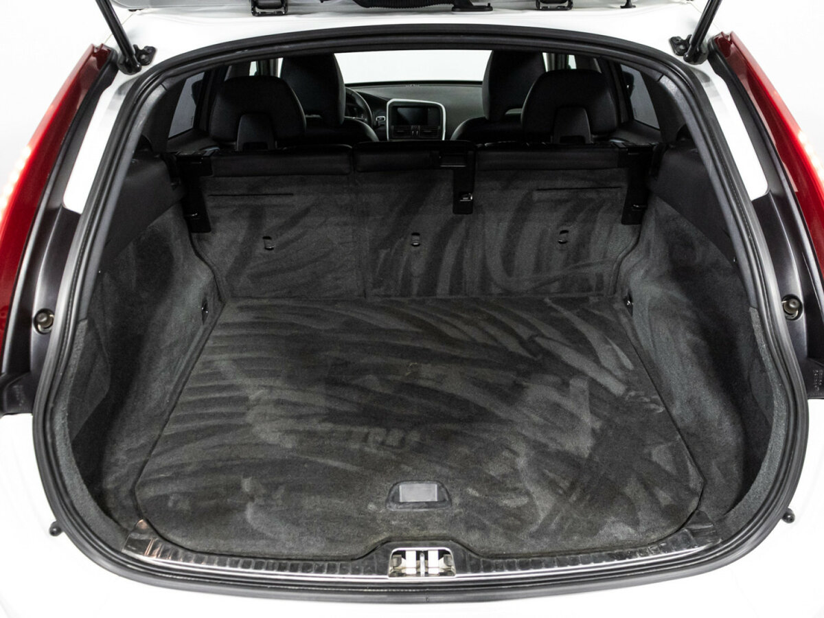 Volvo XC60 2014 года с пробегом. Фото: #14