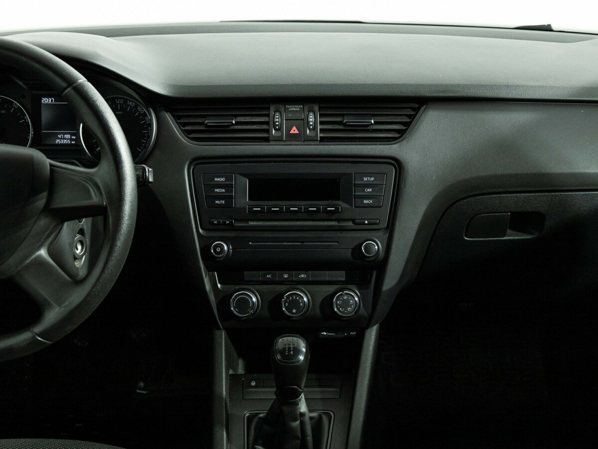 Skoda Octavia 2014 года с пробегом. Фото: #11