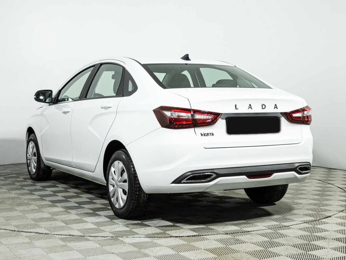 Lada (ВАЗ) Vesta 2023 года с пробегом. Фото: #6