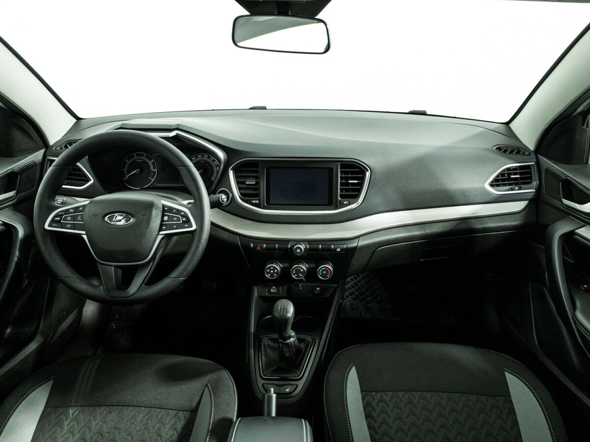 Lada (ВАЗ) Vesta 2023 года с пробегом. Фото: #12