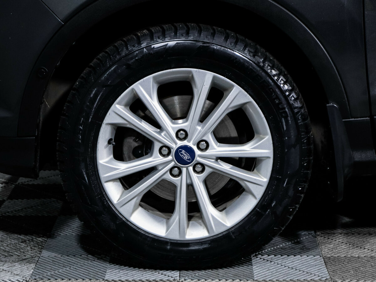 Б/У Форд Куга 2017 года. Фото: #13