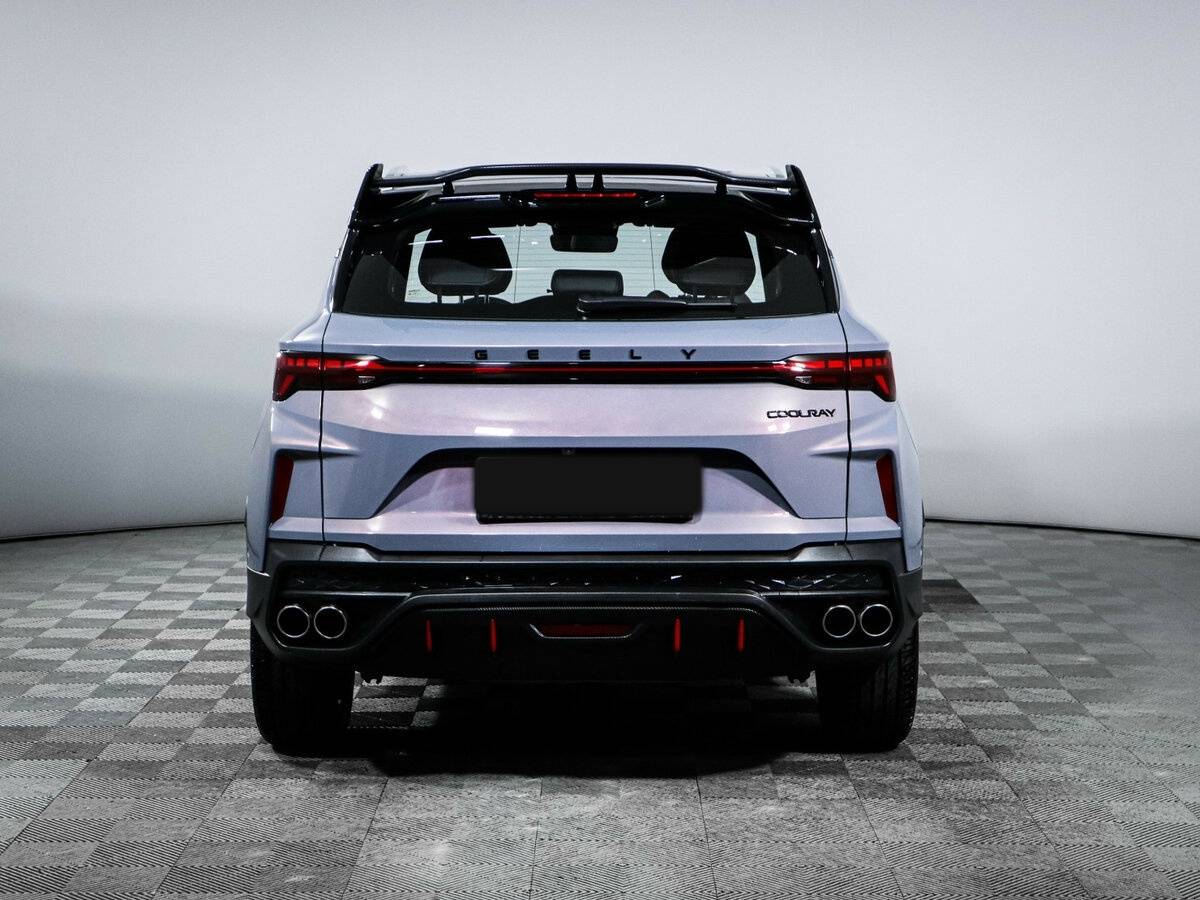 Geely Coolray 2024 года с пробегом. Фото: #3