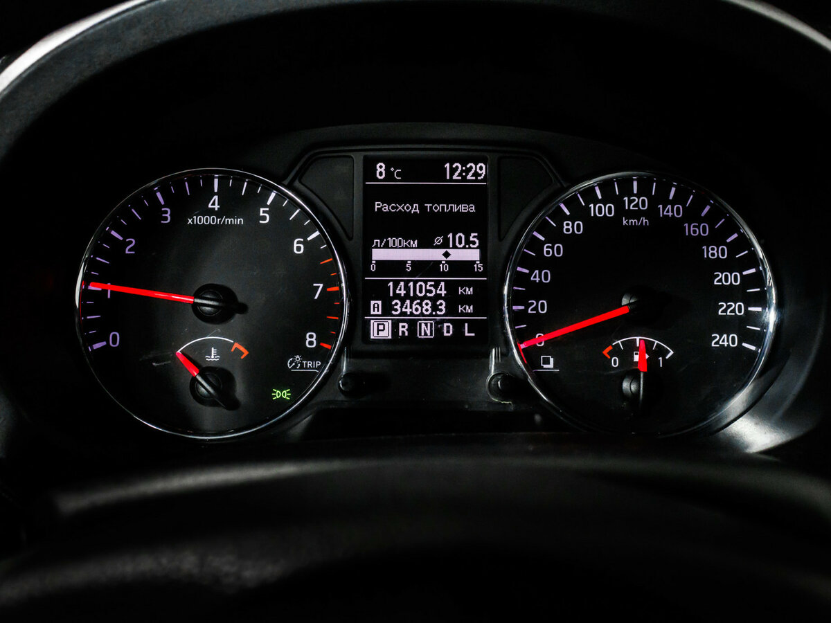 Б/У Ниссан Икс-Трейл 2013 года. Фото: #7