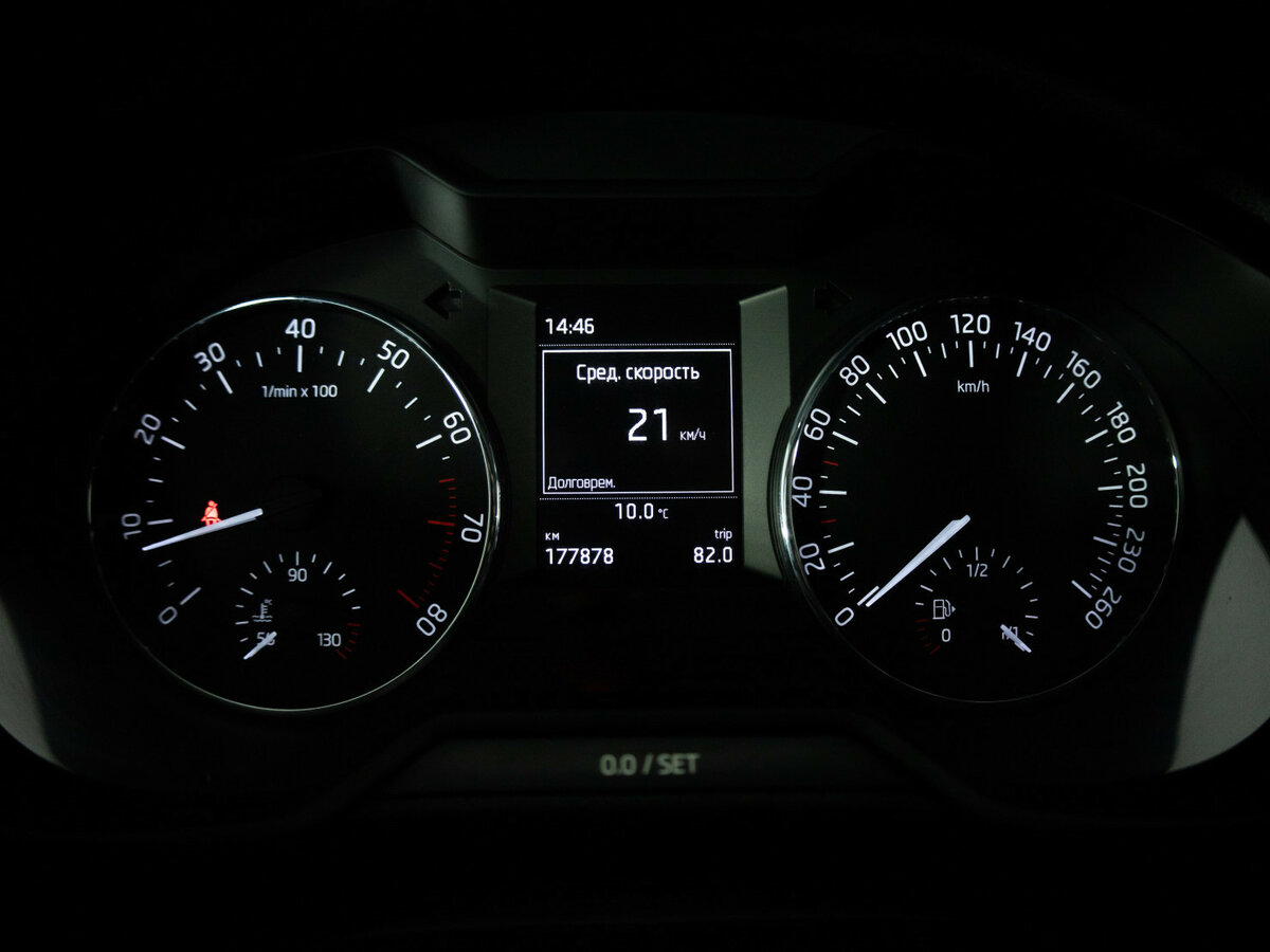 Б/У Шкода Октавия 2014 года. Фото: #8