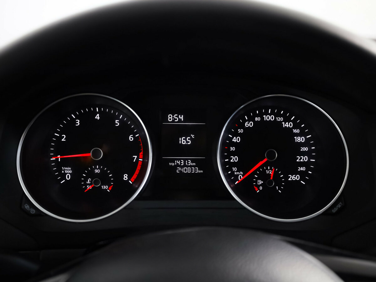 Б/У Фольксваген Джетта 2015 года. Фото: #9