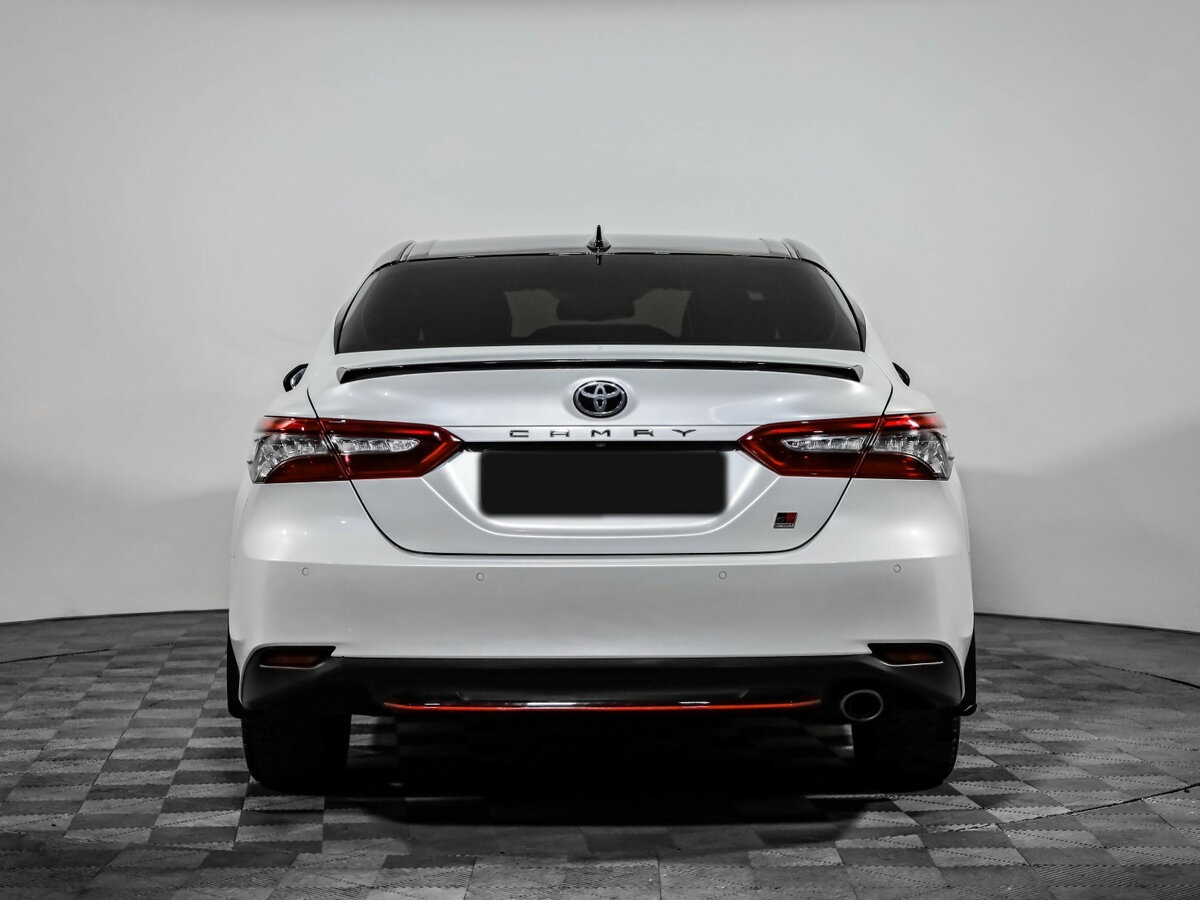 Toyota Camry 2021 года с пробегом. Фото: #5