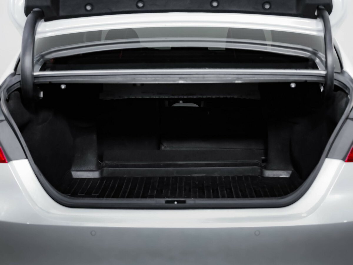 Toyota Camry 2021 года с пробегом. Фото: #28