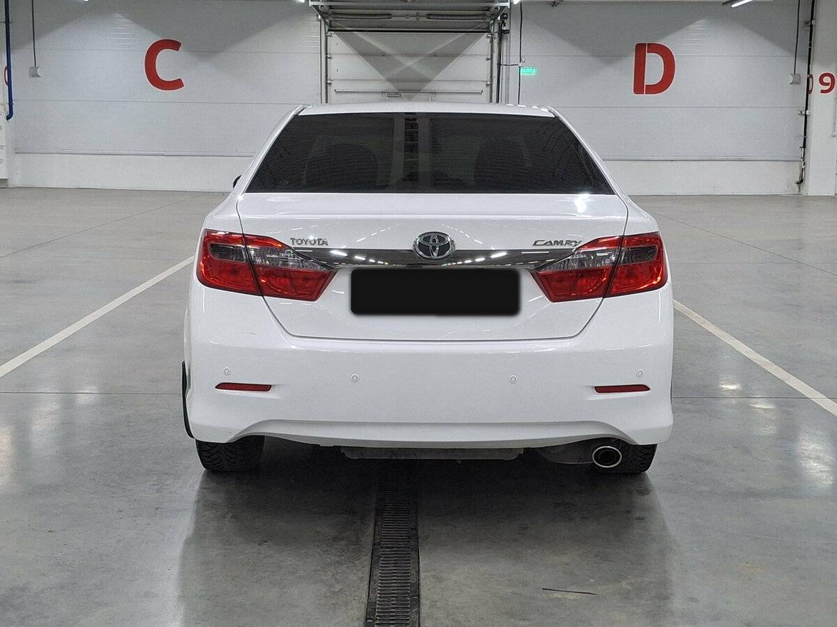 Toyota Camry 2013 года с пробегом. Фото: #5