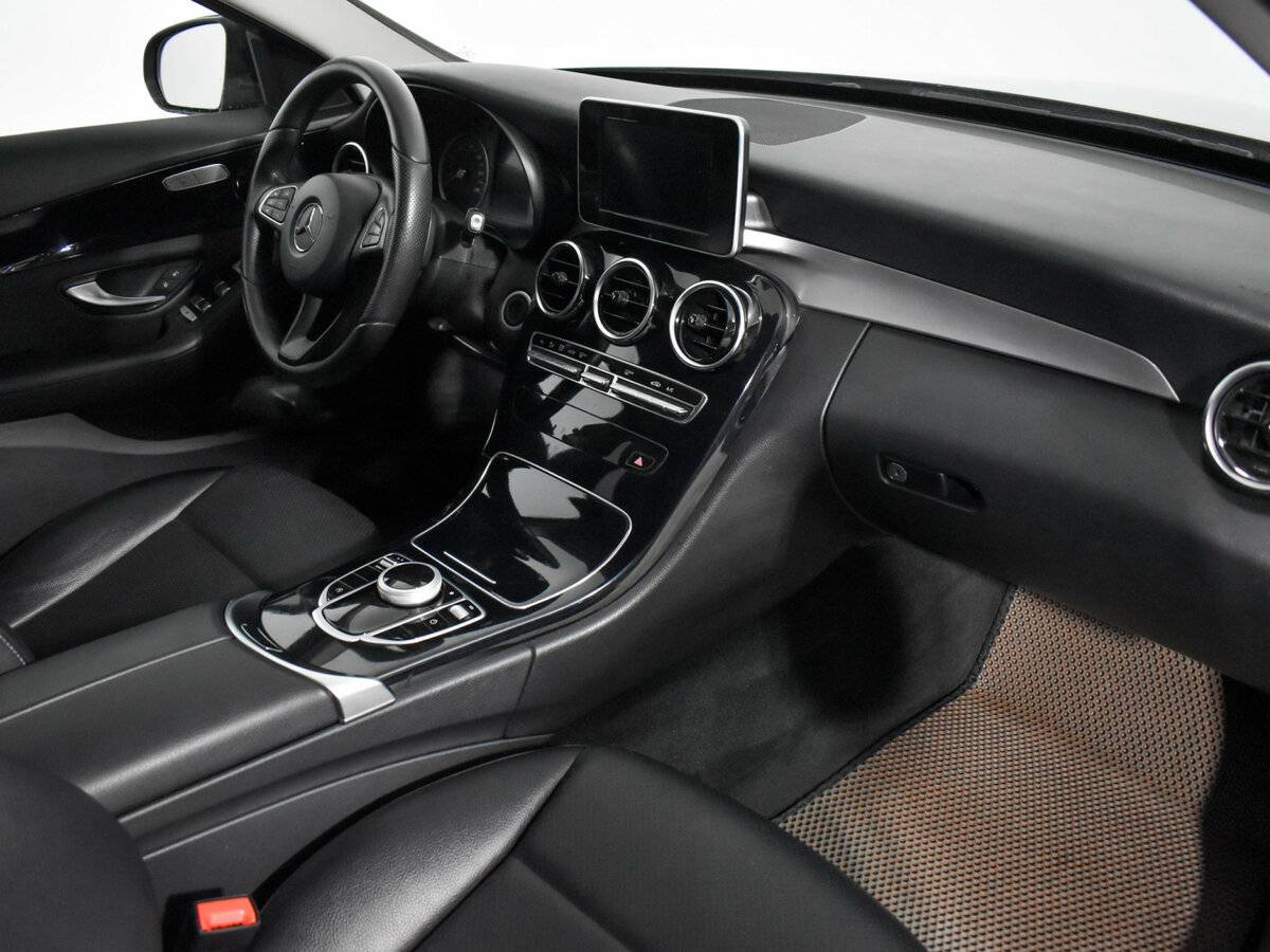 Mercedes-Benz C-Класс 2018 года с пробегом. Фото: #13