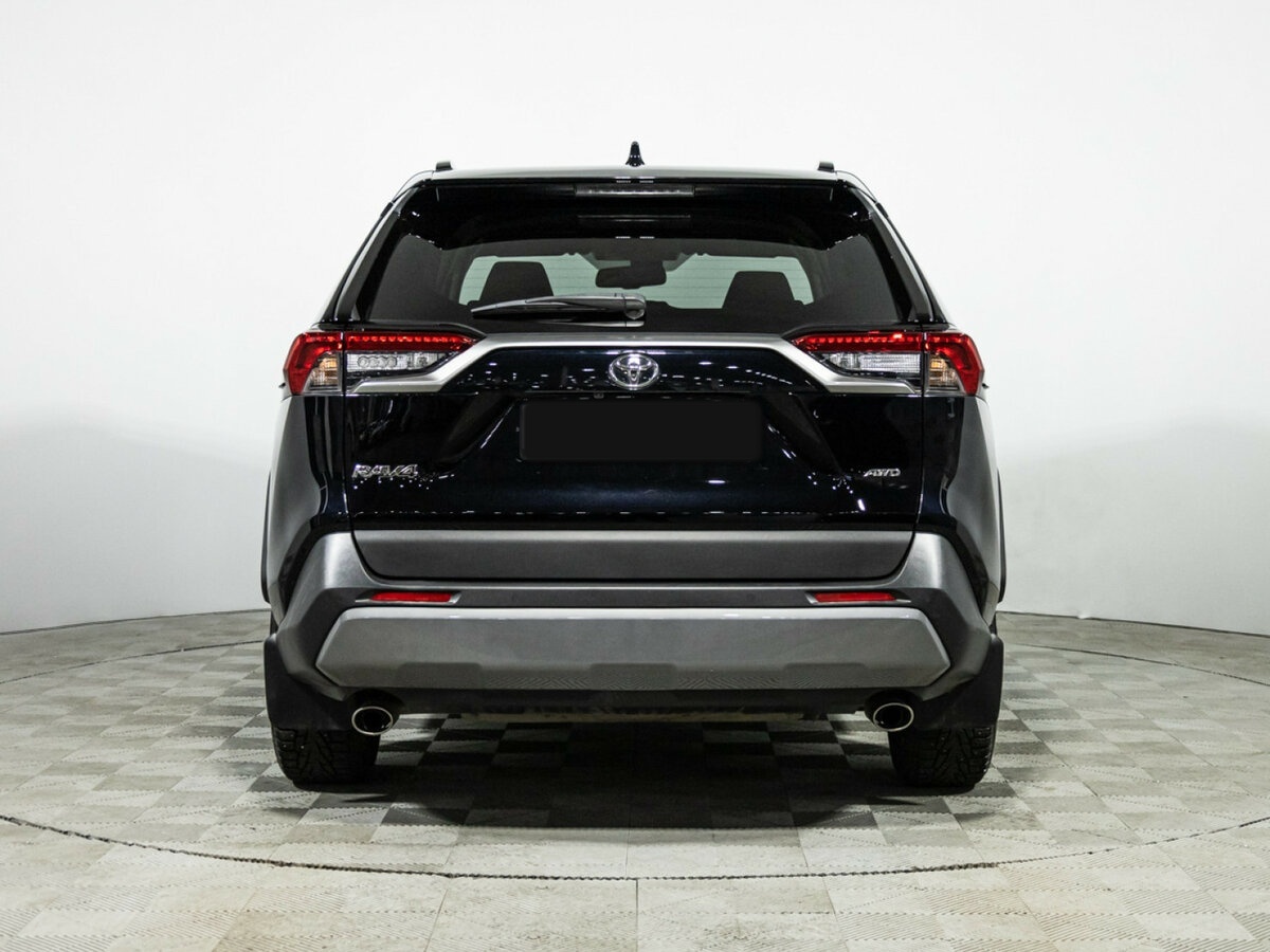 Toyota RAV4 2021 года с пробегом. Фото: #5