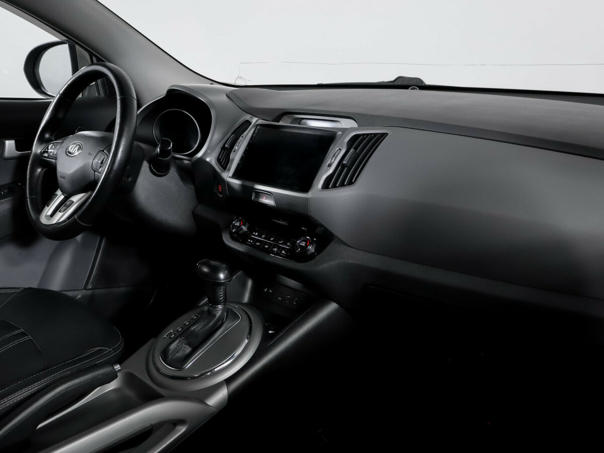 Б/У Киа Спортейдж 2015 года. Фото: #8