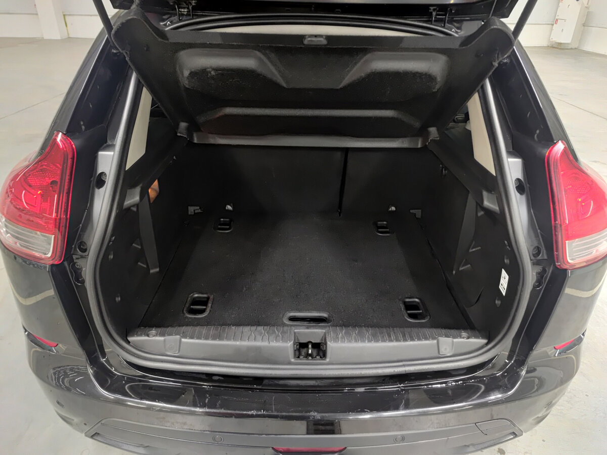 Б/У Лада (ВАЗ) ИКСРЭЙ 2018 года. Фото: #9