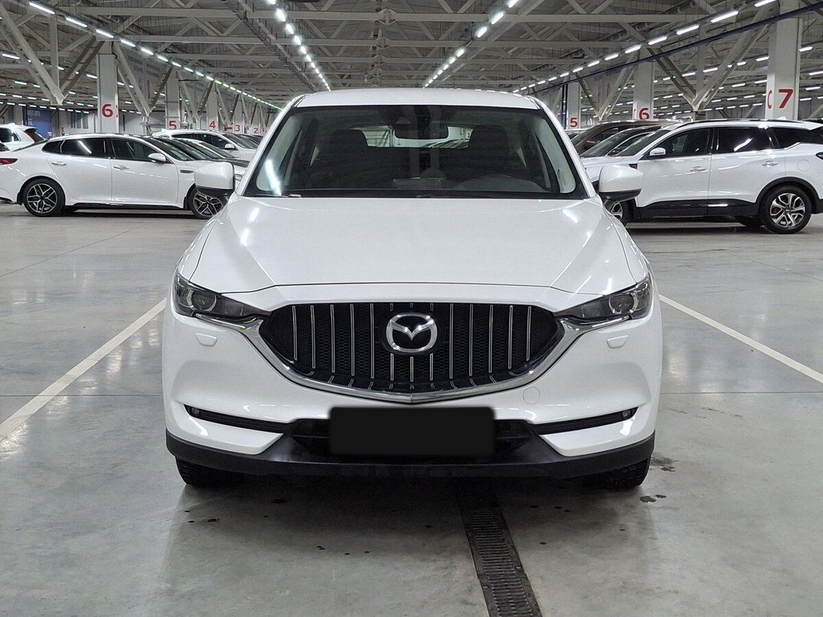 Б/У Мазда Ц-Икс-5 2017 года. Фото: #1