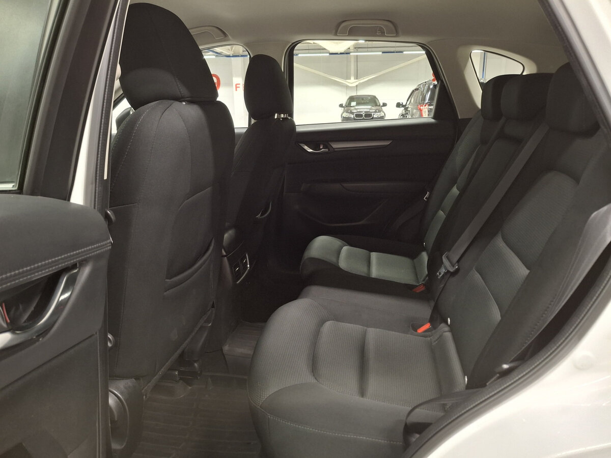 Б/У Мазда Ц-Икс-5 2017 года. Фото: #11