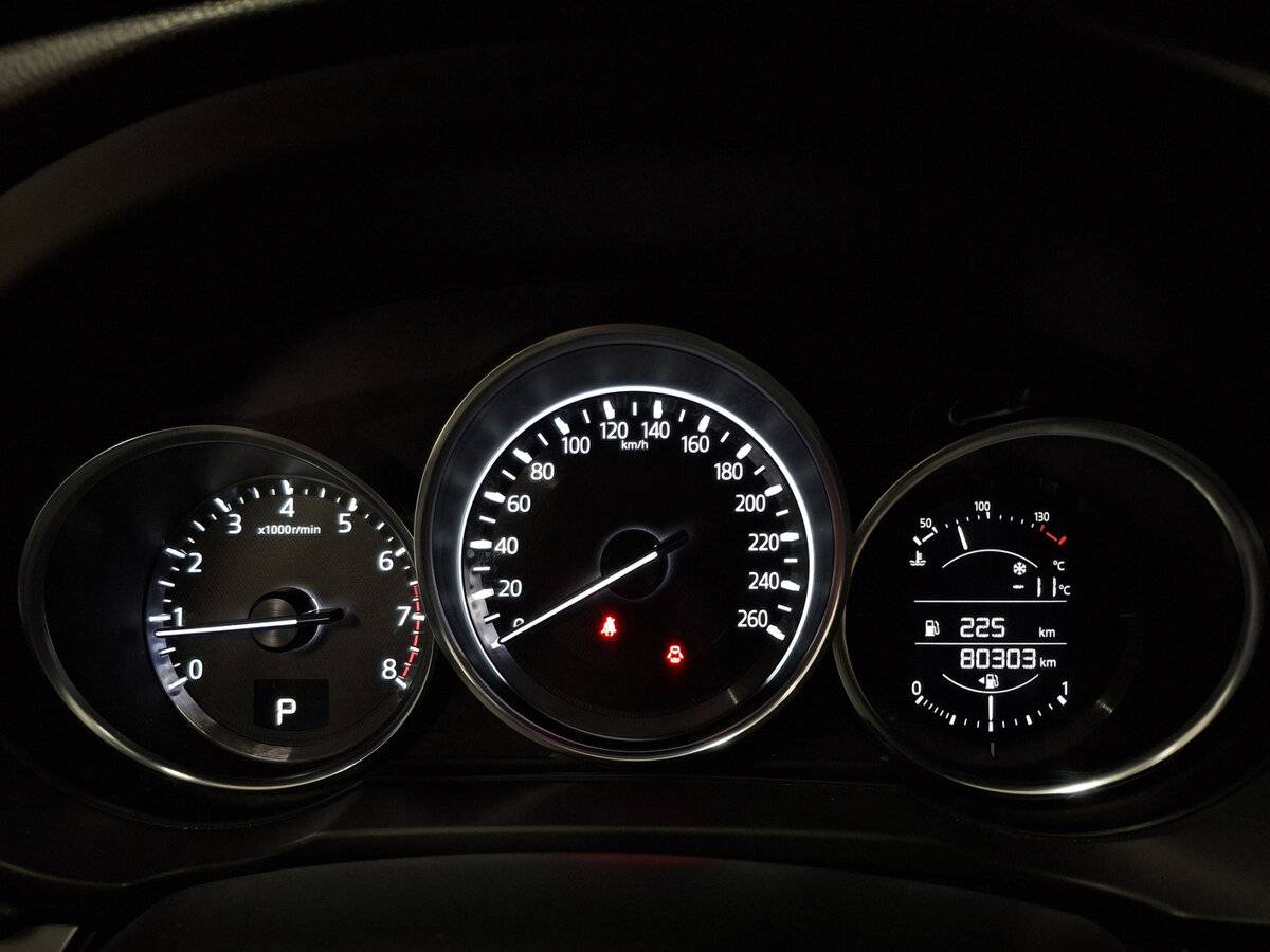 Б/У Мазда Ц-Икс-5 2017 года. Фото: #12