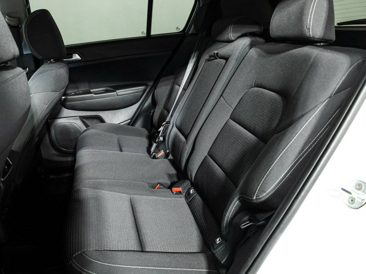 Б/У Киа Спортейдж 2016 года. Фото: #7