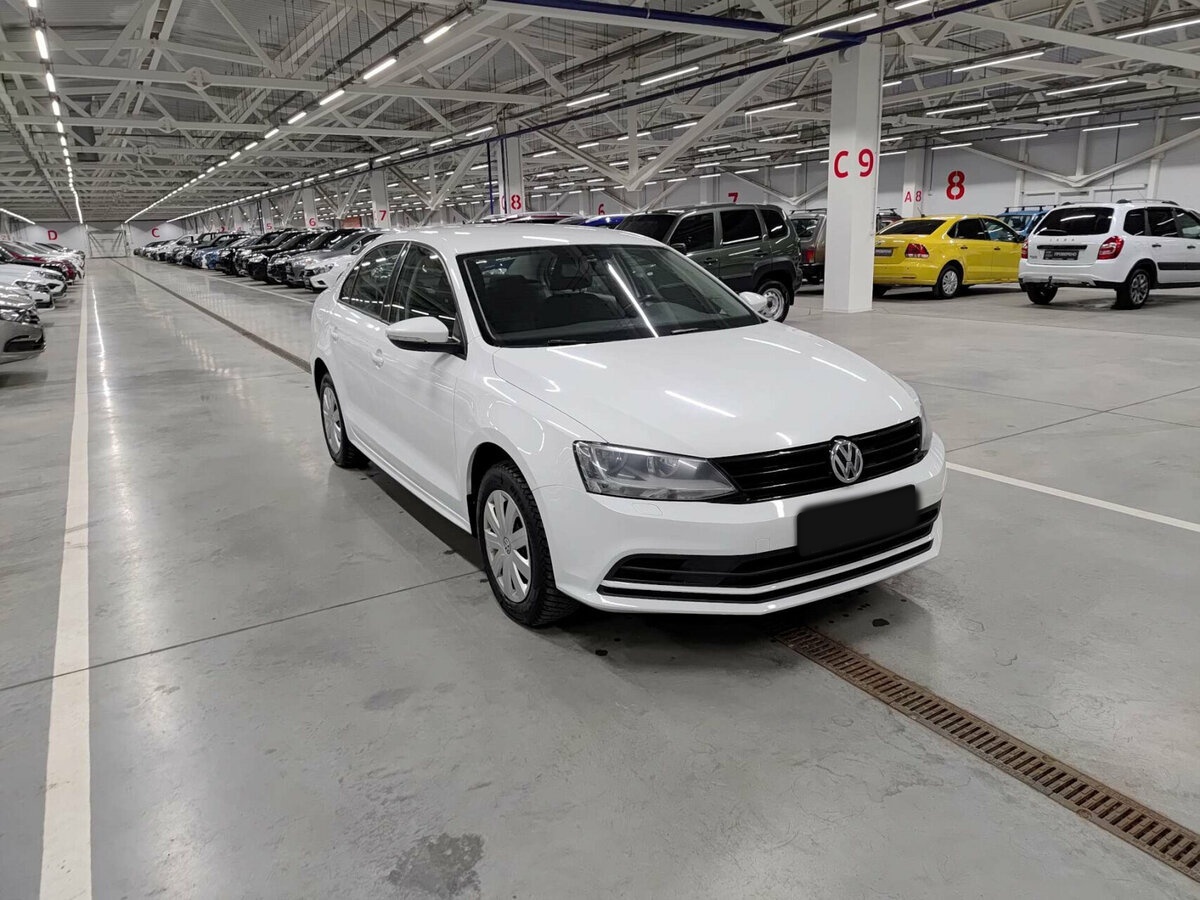 Volkswagen Jetta 2016 года с пробегом. Фото: #2