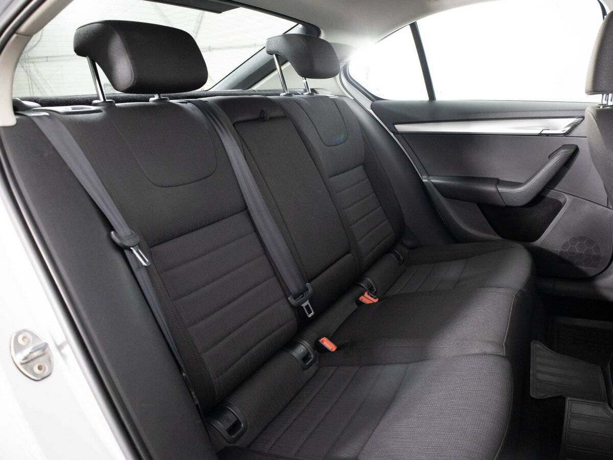 Skoda Octavia 2013 года с пробегом. Фото: #15