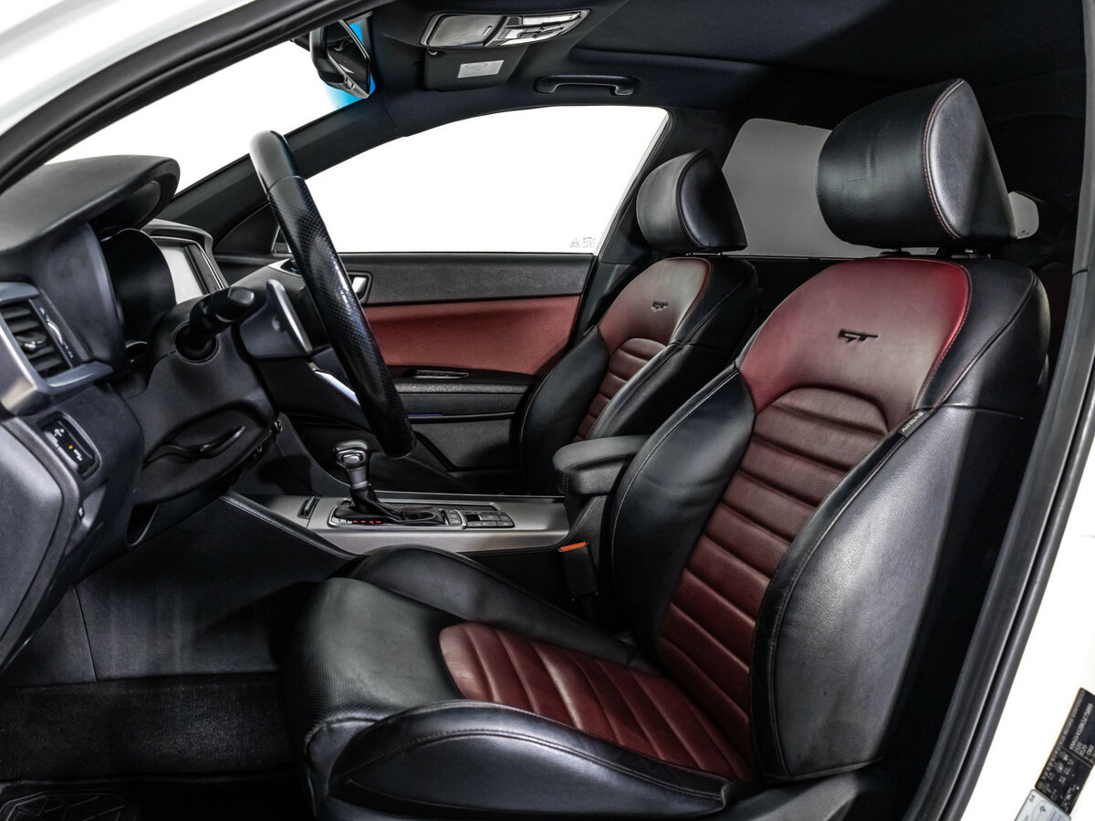 Б/У Киа Оптима 2018 года. Фото: #22