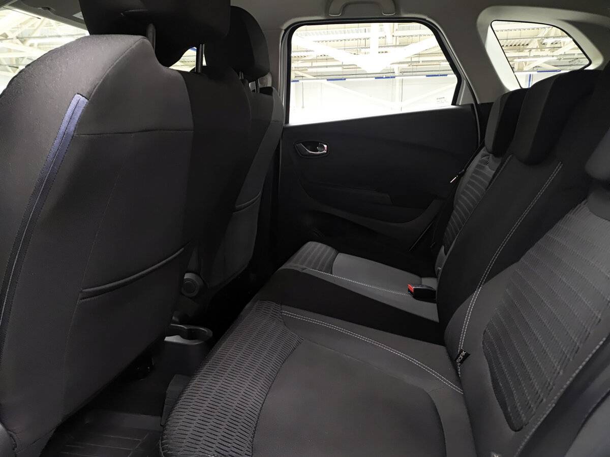 Renault Kaptur 2018 года с пробегом. Фото: #10