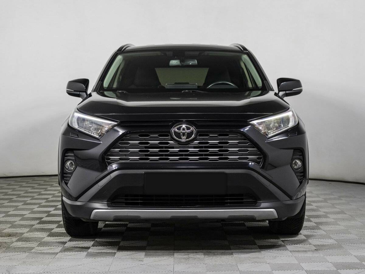 Toyota RAV4 2020 года с пробегом. Фото: #1