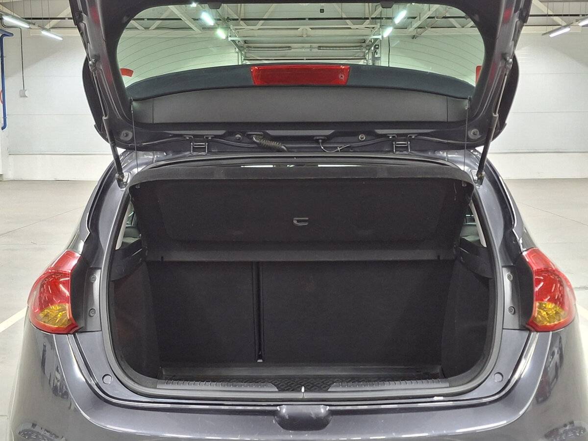 Б/У Киа Сид 2018 года. Фото: #9