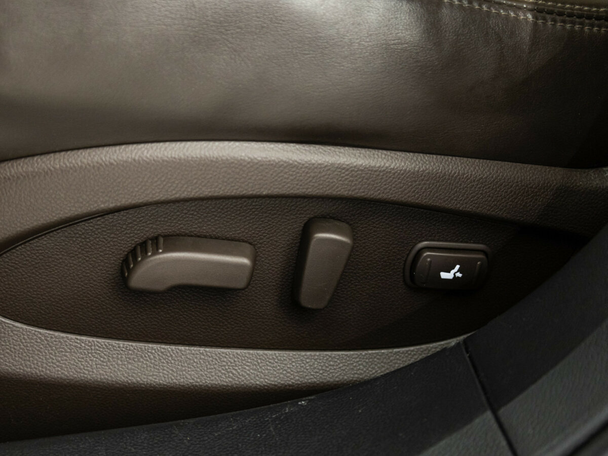 Infiniti FX 2012 года с пробегом. Фото: #13