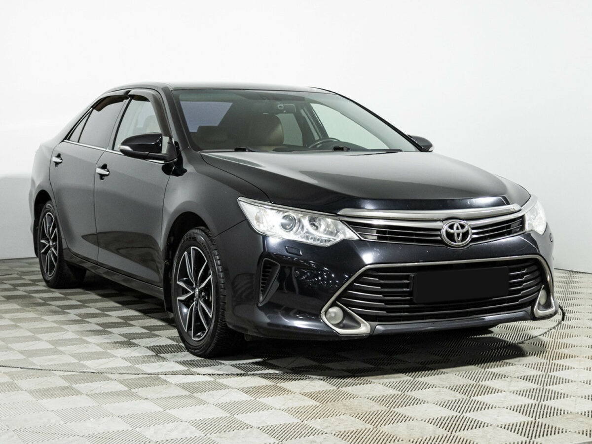 Toyota Camry 2016 года с пробегом. Фото: #2