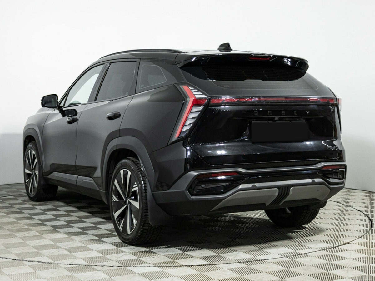 Geely Atlas 2024 года с пробегом. Фото: #5