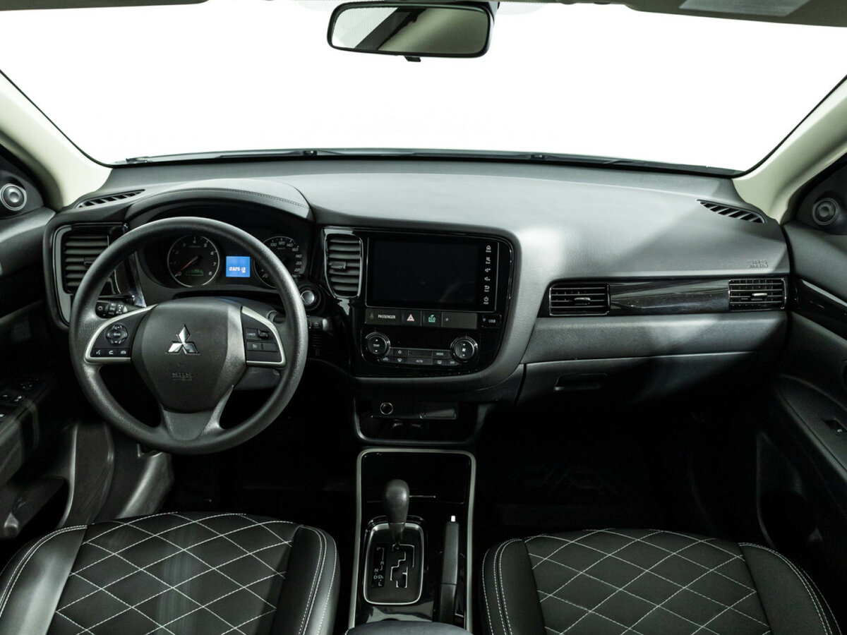 Mitsubishi Outlander 2022 года с пробегом. Фото: #10