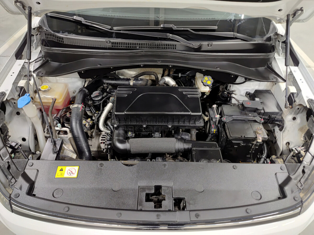 Москвич 3 2023 года с пробегом. Фото: #8