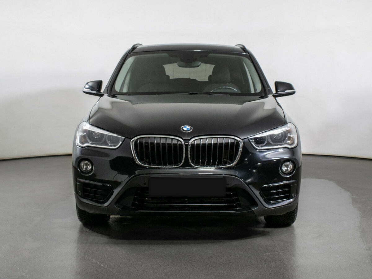 BMW X1 2017 года с пробегом. Фото: #1