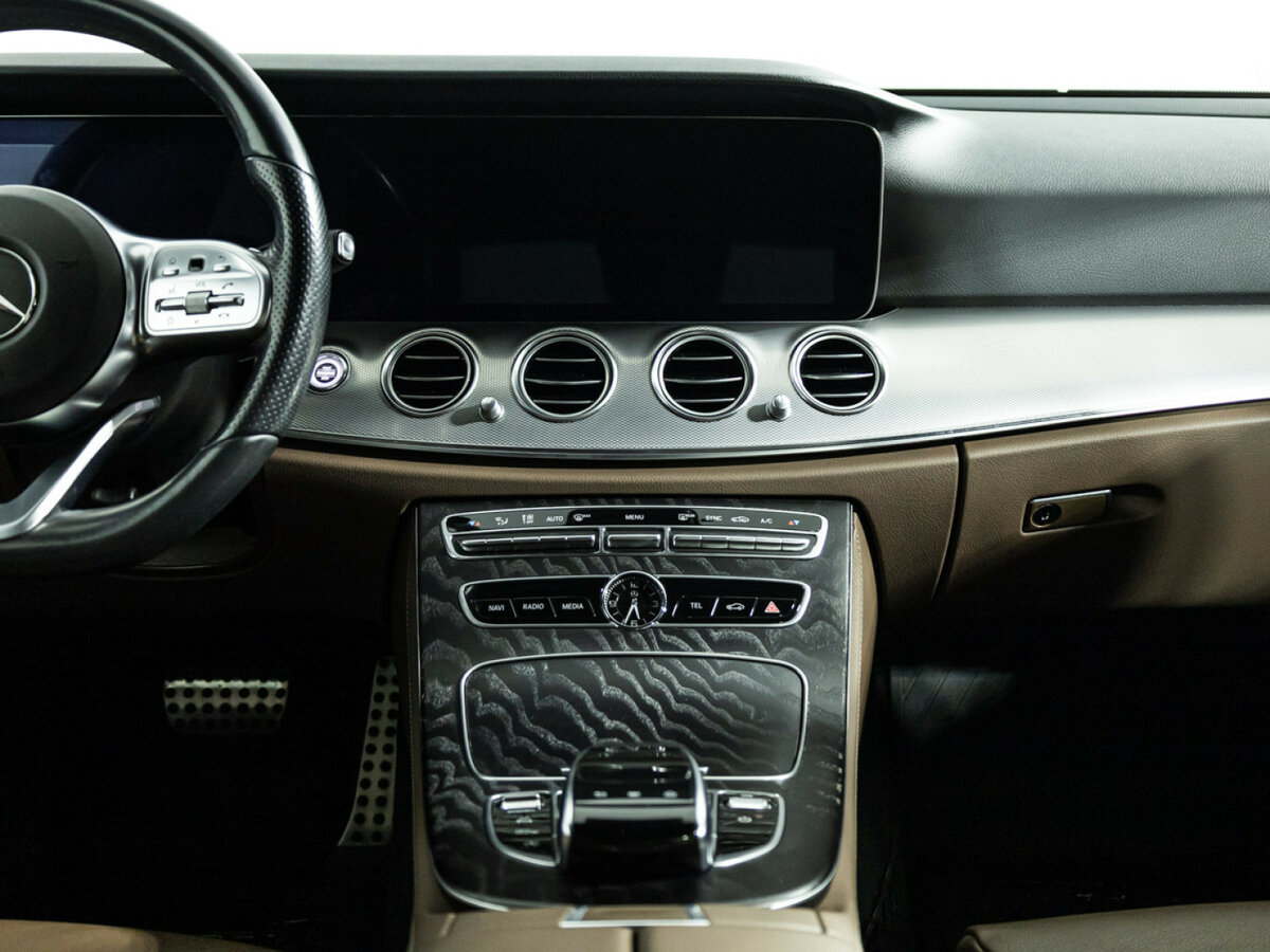 Mercedes-Benz E-Класс 2019 года с пробегом. Фото: #13