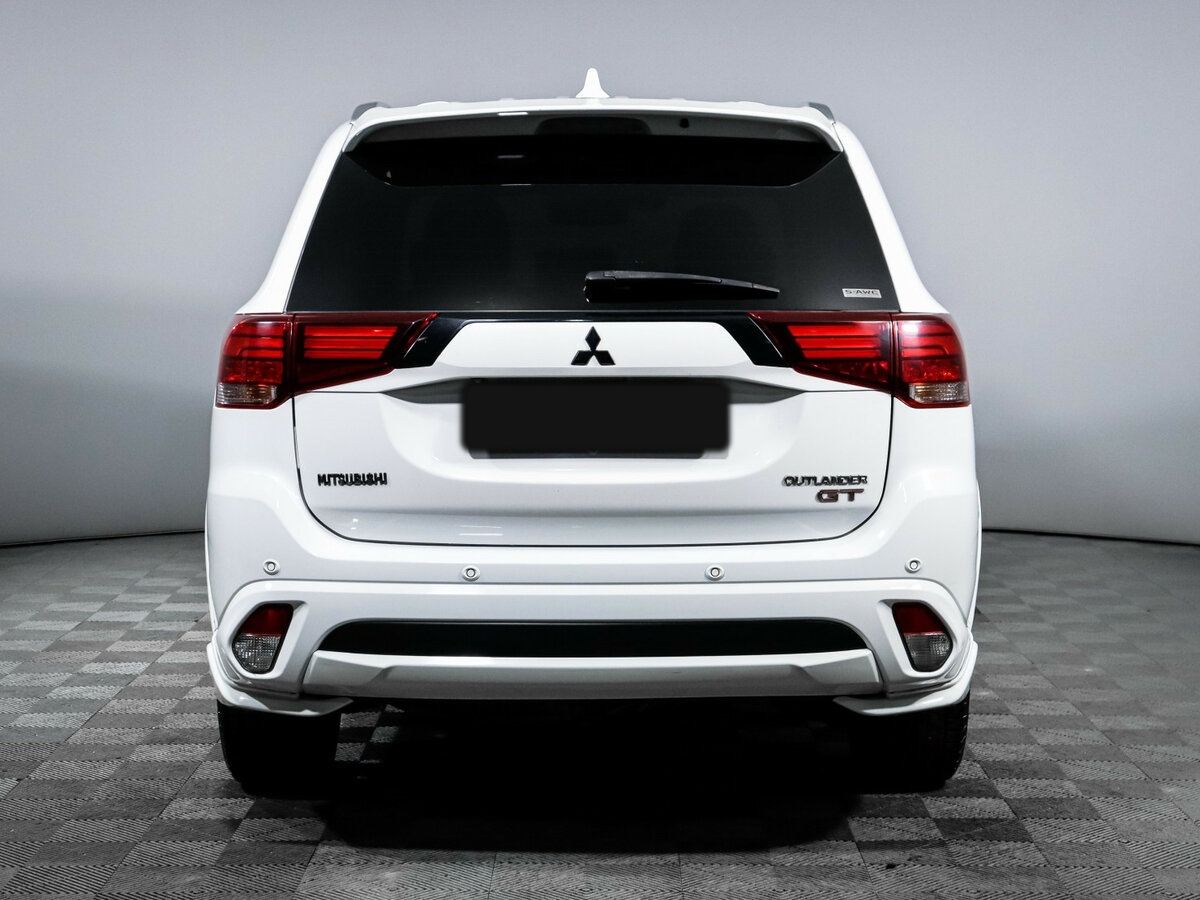 Mitsubishi Outlander 2018 года с пробегом. Фото: #5