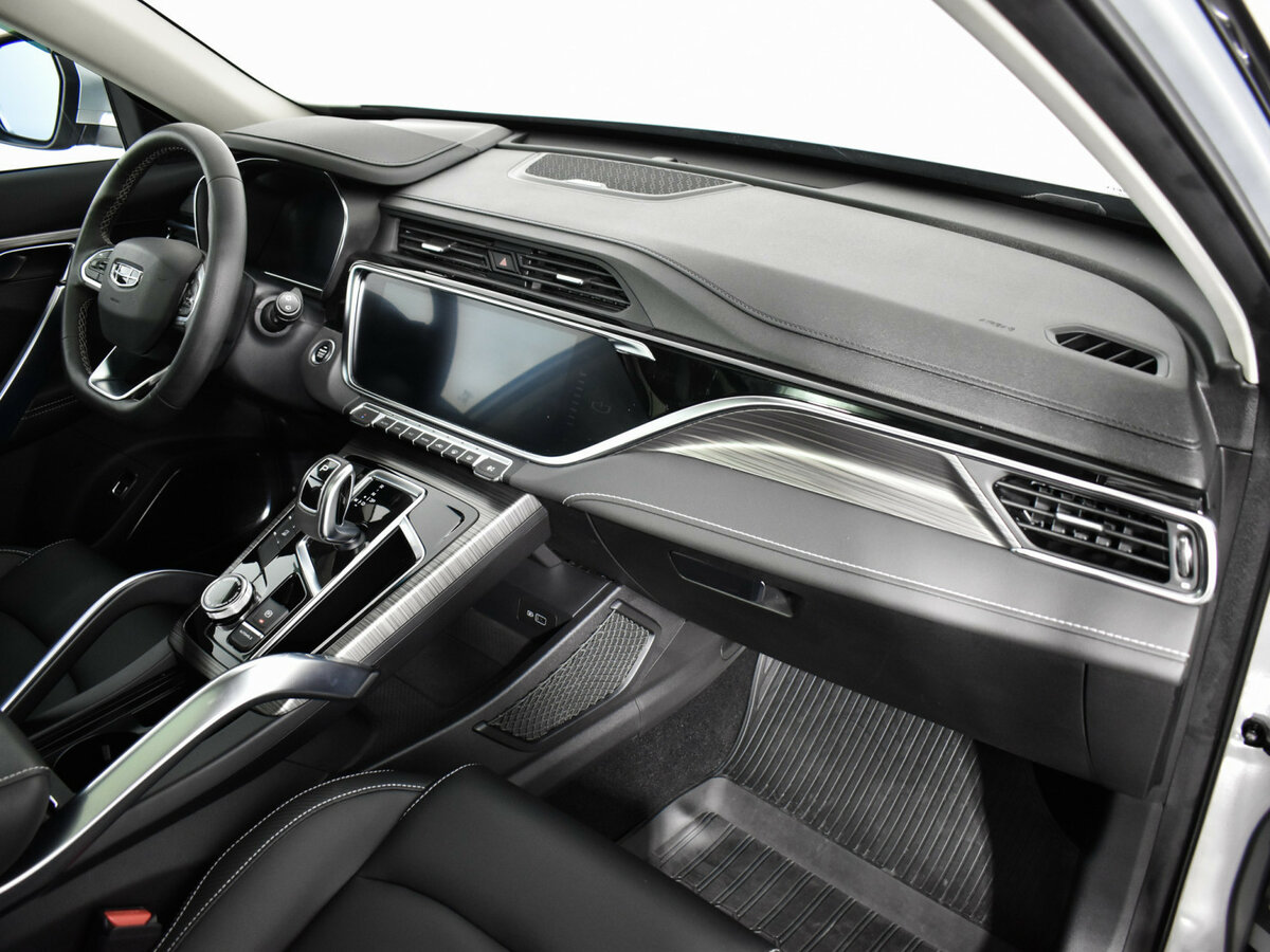 Geely Atlas Pro 2022 года с пробегом. Фото: #13