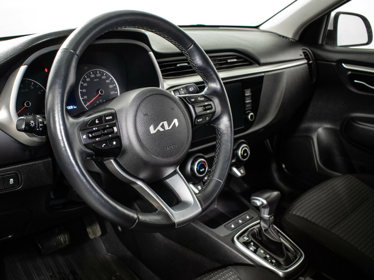 Kia Rio 2021 года с пробегом. Фото: #12