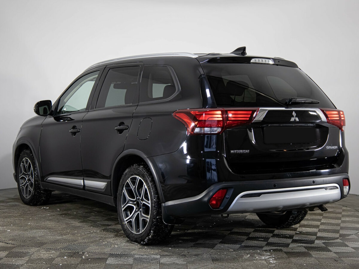 Mitsubishi Outlander 2019 года с пробегом. Фото: #5