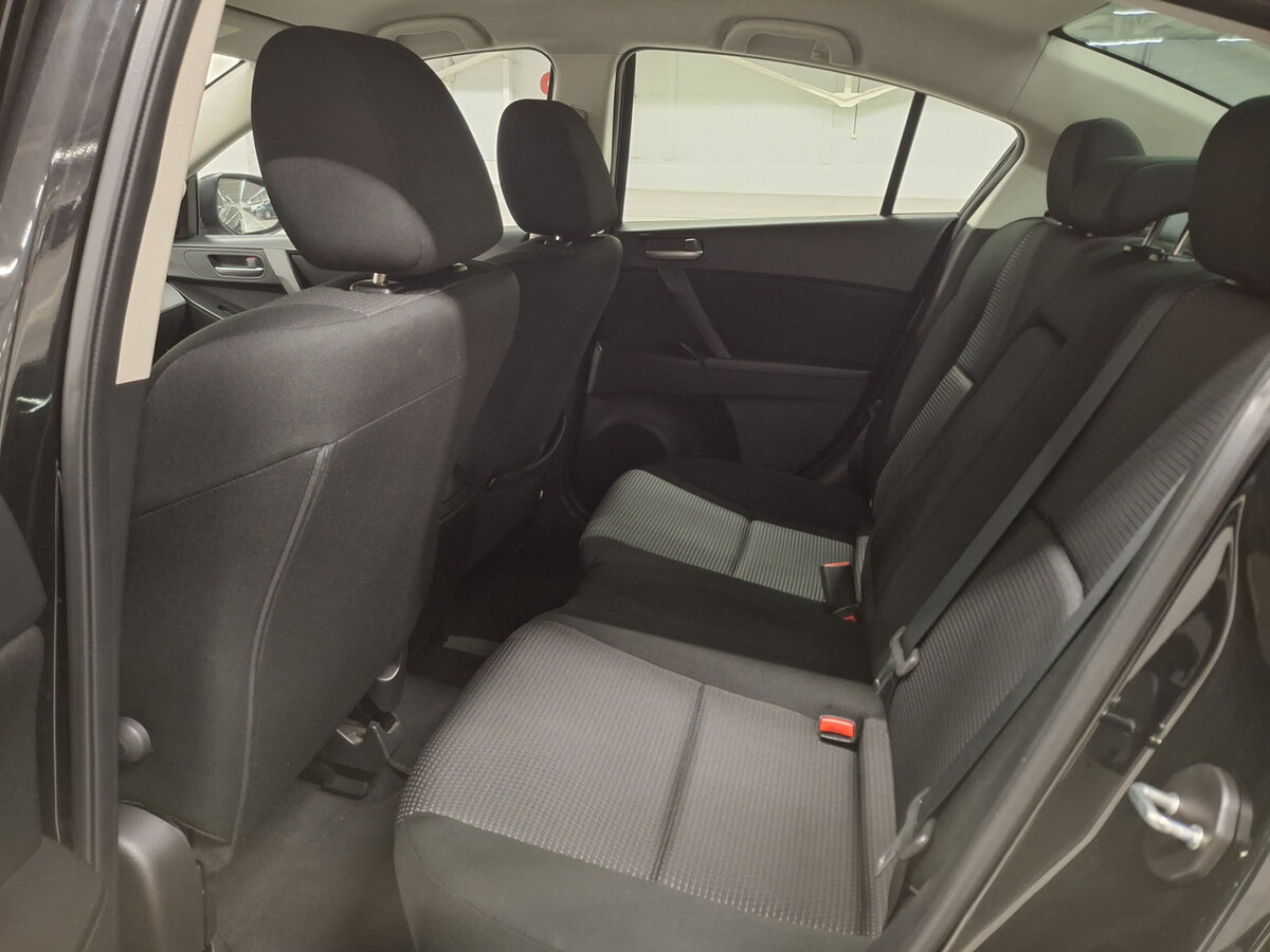 Mazda 3 2013 года с пробегом. Фото: #11