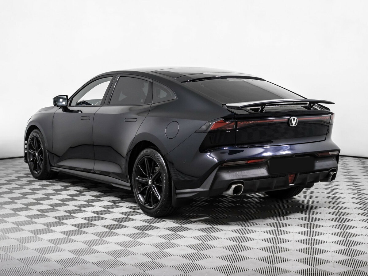 Changan UNI-V 2023 года с пробегом. Фото: #6