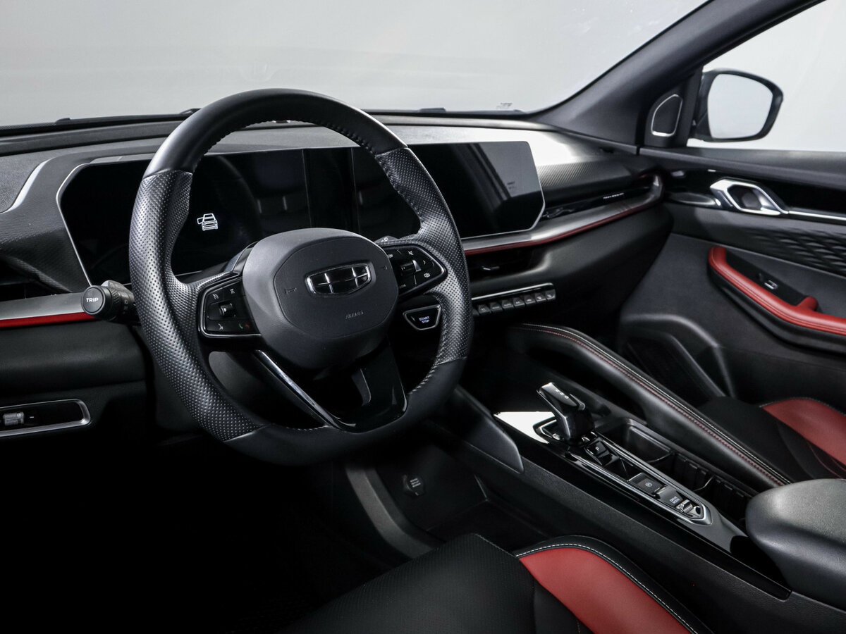 Geely Coolray 2024 года с пробегом. Фото: #11