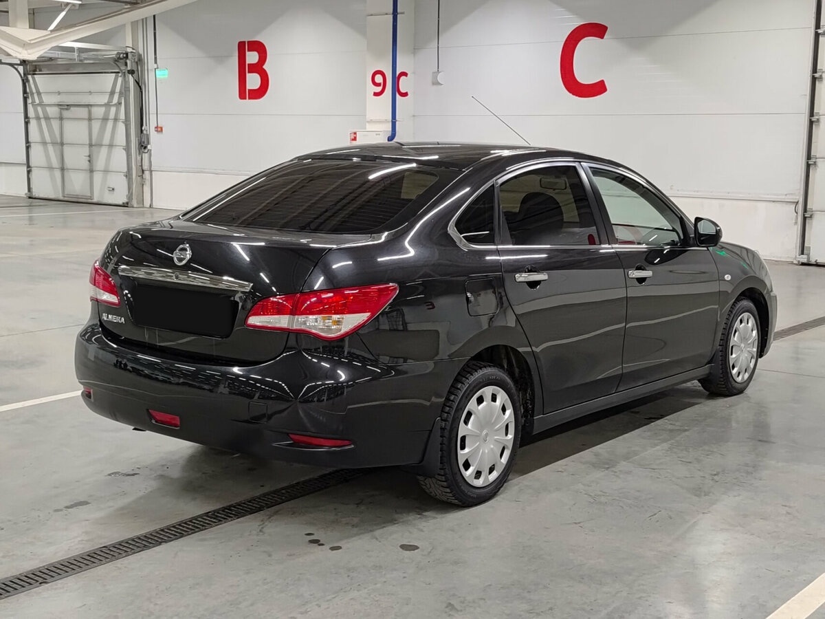 Б/У Ниссан Альмера 2015 года. Фото: #4