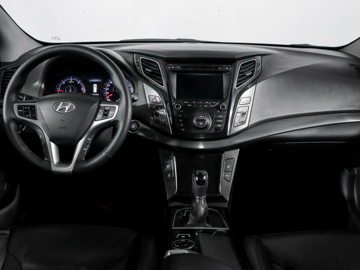 Б/У Хендай ай40 2014 года. Фото: #9