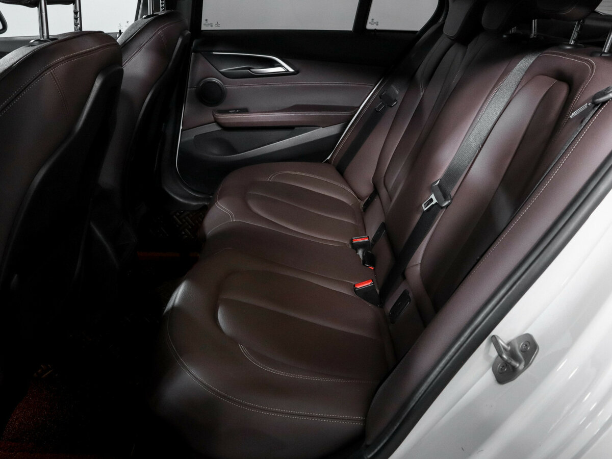 BMW 1 серии 2020 года с пробегом. Фото: #7